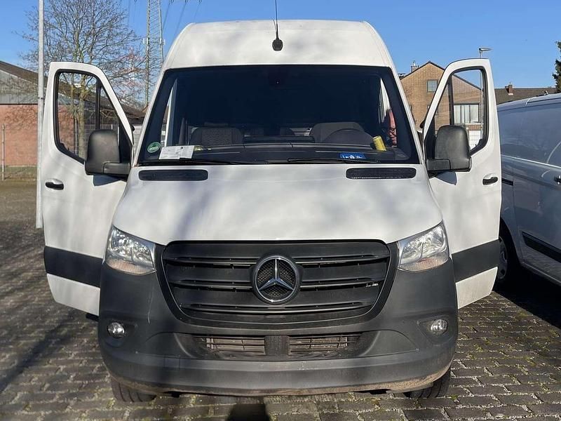 Weiß Gebraucht 2020 Mercedes Sprinter Van | 24.999 € - Bild 1/4