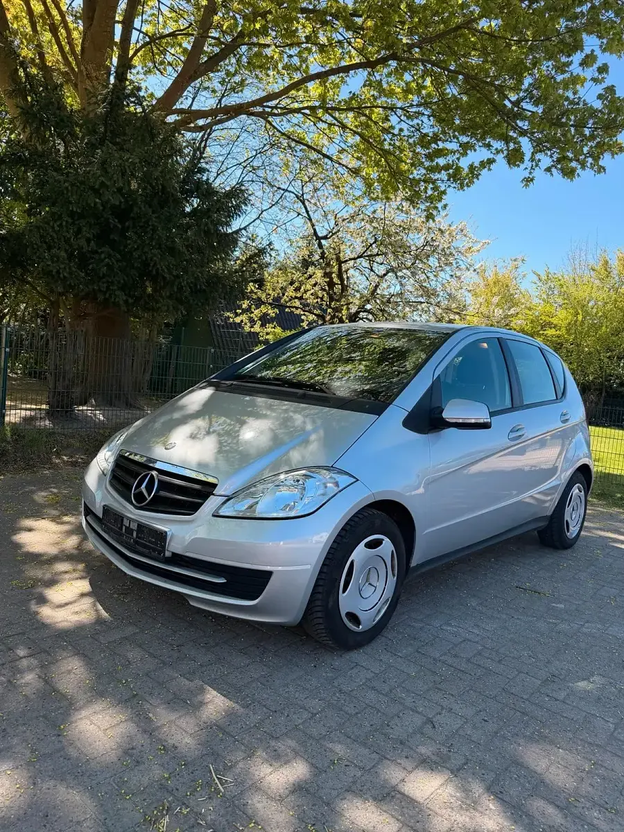 Gebraucht Mercedes A160 82 PS (60 kW) 2009 Grau Kleinwagen