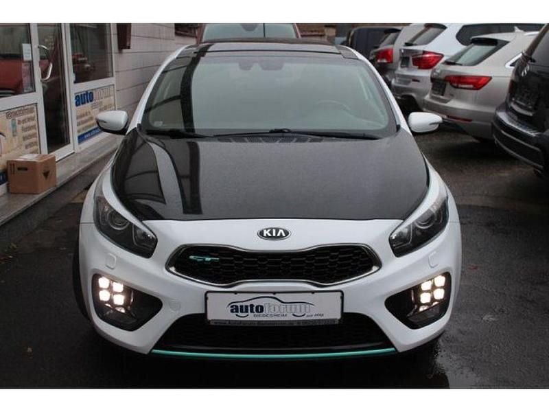 Gebraucht Kia ProCeed GT-Track 204 PS (150 kW) 2014 Deluxe white (metallic) Kleinwagen