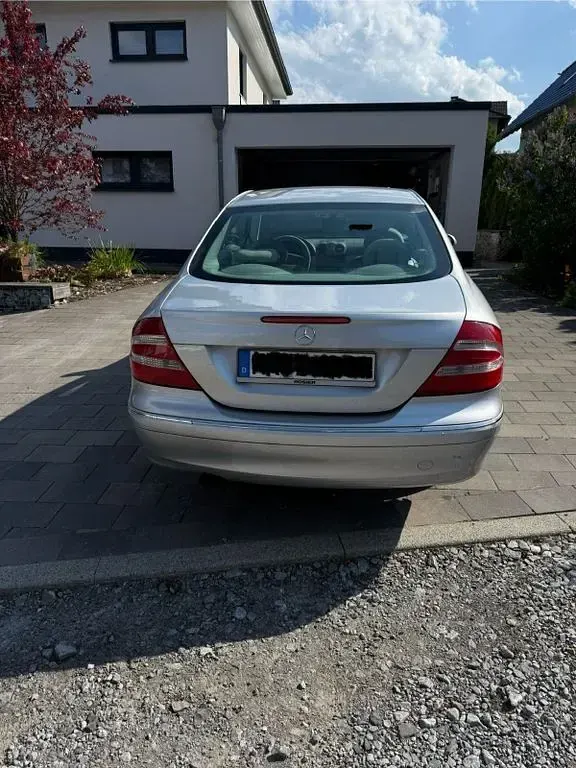 Gebraucht Mercedes CLK200 Elegance 163 PS (119 kW) 2003 Silber Coupé