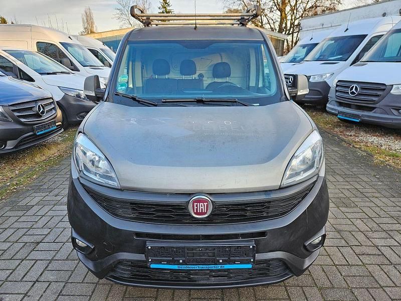 Gebraucht Fiat Doblò 95 PS (69 kW) 2017 Weiß Van / Kleinbus