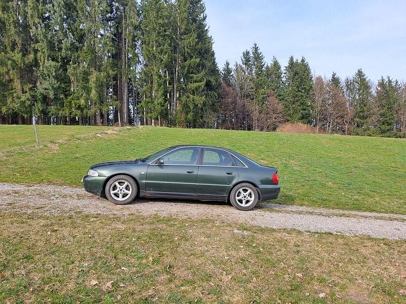 Gebraucht Audi A4 Performance 150 PS (110 kW) 2000 Grün Limousine