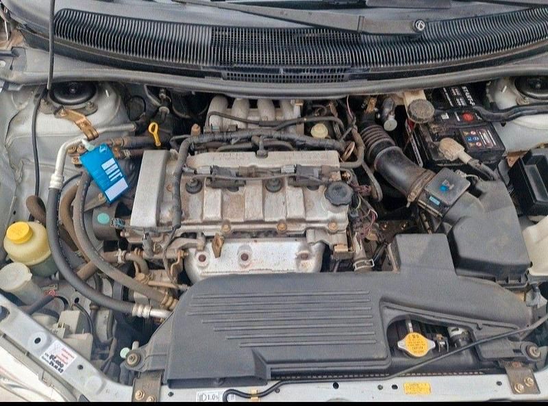 Gebraucht Mazda Premacy 101 PS (74 kW) 2002 Silber Van / Kleinbus