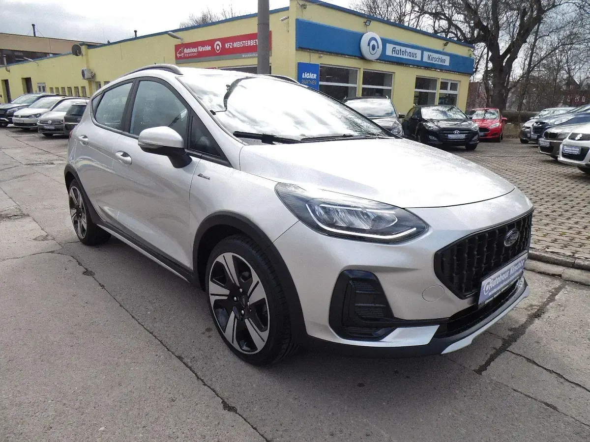 Gebraucht Ford Fiesta Active 125 PS (91 kW) 2022 Silber Kleinwagen