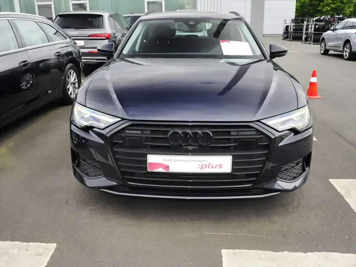 Gebraucht Audi A6 Sport 299 PS (219 kW) 2023 Firmamentblau Kombi
