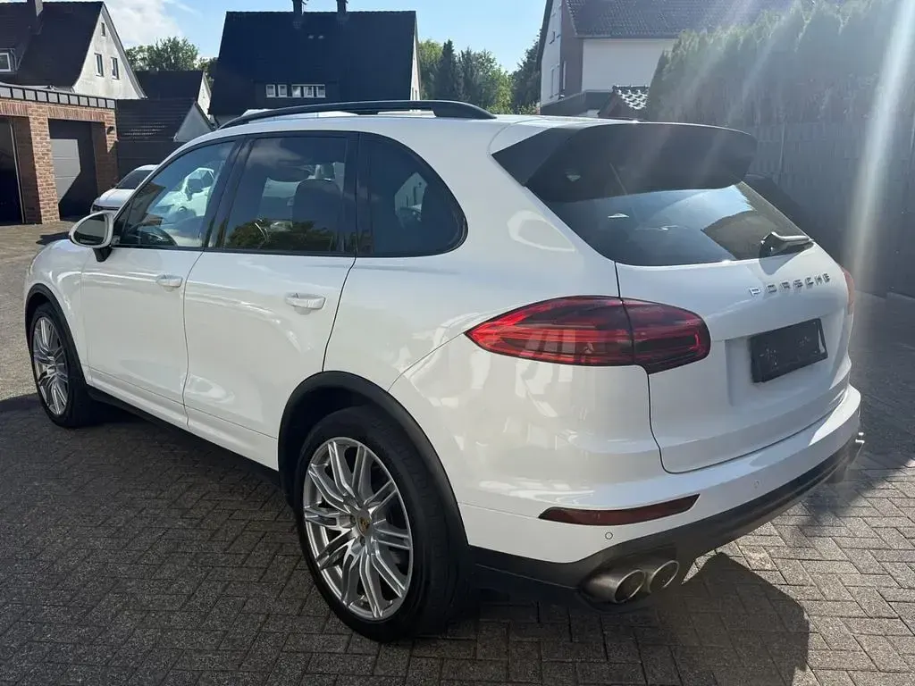 Gebraucht Porsche Cayenne S 420 PS (308 kW) 2014 Weiß SUV