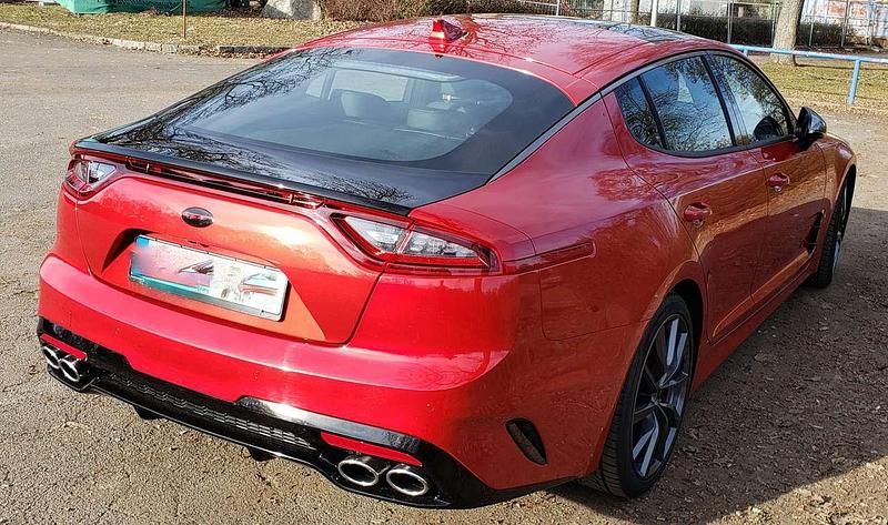 Gebraucht Kia Stinger GT 370 PS (272 kW) 2018 Rot Kleinwagen