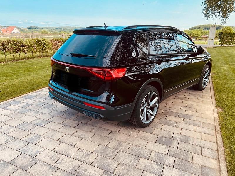 Schwarz Gebraucht 2019 Seat Tarraco SUV | 23.999 € (Teuer) - Bild 1/4