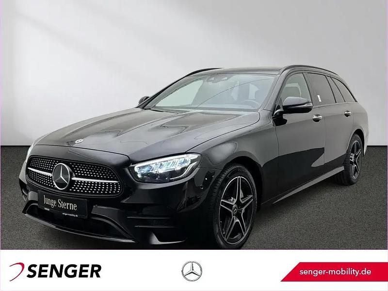 Lack obsidianschwarz Gebraucht 2023 Mercedes E300 AMG Kombi | 44.970 € (Guter Preis) - Bild 1/1