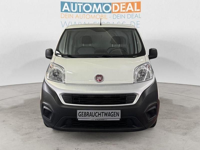 Gebraucht Fiat Fiorino 95 PS (69 kW) 2020 Weiß) (weiss Van / Kleinbus