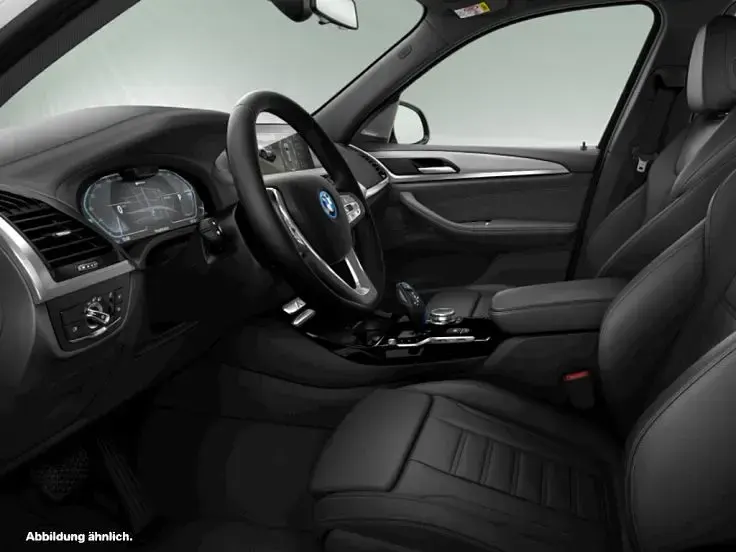 Gebraucht BMW iX3 Performance 210 kW (286 PS) 2021 Mineralweiß metallic SUV
