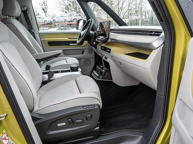 Gebraucht VW ID. Buzz Pro 150 kW (204 PS) 2024 Weiß Van / Kleinbus