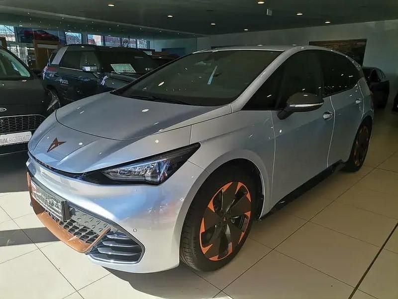 Gebraucht Cupra Born 169 kW (231 PS) 2023 Geysirsilber Kleinwagen