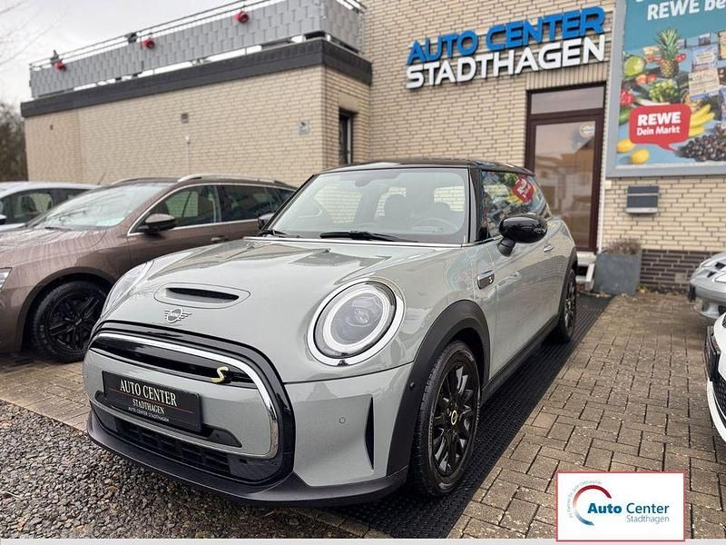 Grau Gebraucht 2022 Mini Cooper SE Kleinwagen | 17.990 € (Fairer Preis) - Bild 1/4