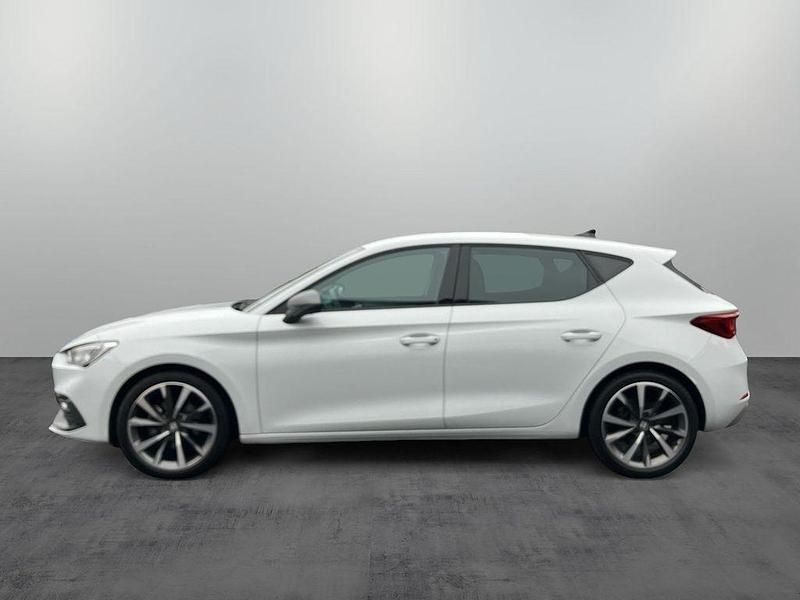 Gebraucht Seat Leon CONNECT 150 PS (110 kW) 2022 "nevada" weiss Limousine