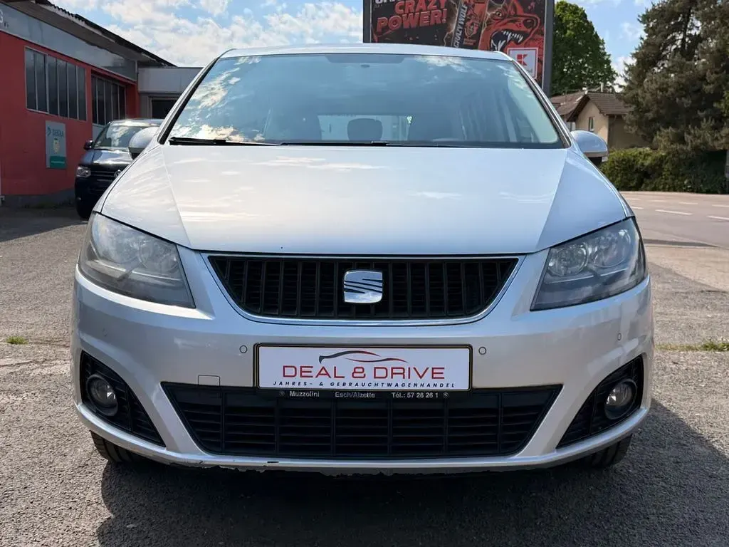 Gebraucht Seat Alhambra Reference 140 PS (102 kW) 2012 Silber Van / Kleinbus
