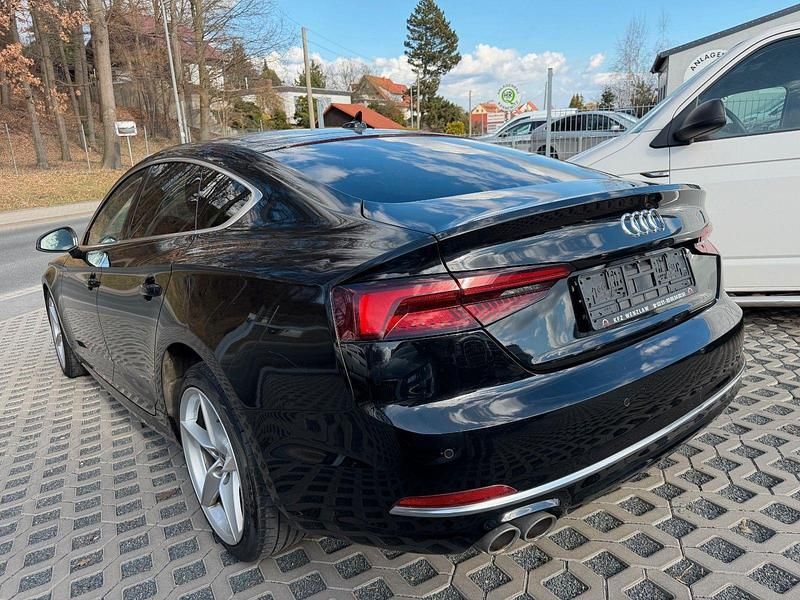 Gebraucht Audi A5 Ambiente 190 PS (139 kW) 2018 Schwarz Coupé