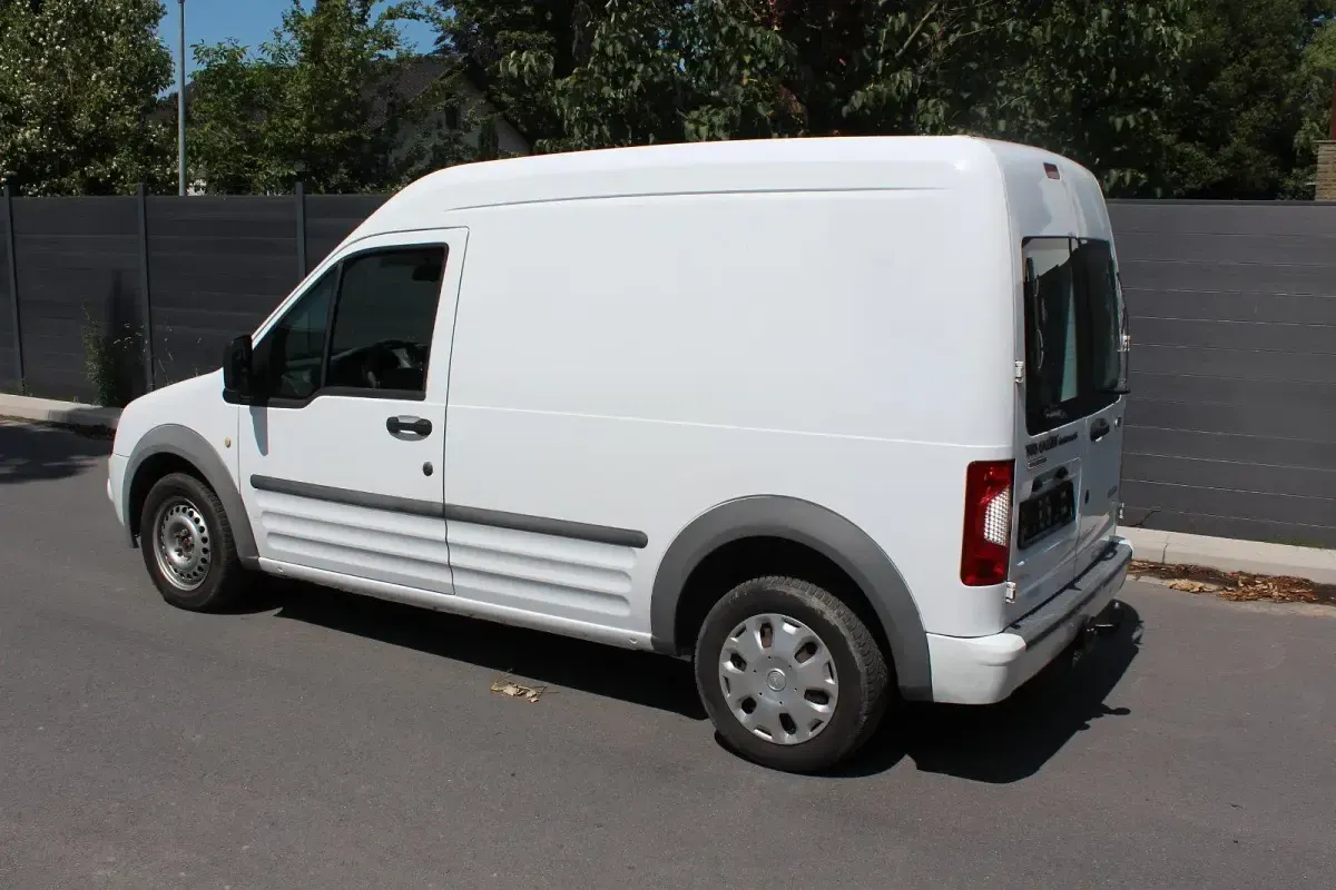 Gebraucht Ford Transit 90 PS (66 kW) 2010 Weiß Pickup