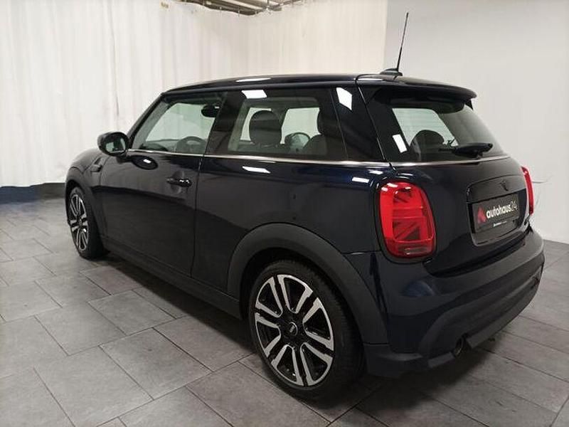 Gebraucht Mini Cooper Classic 136 PS (100 kW) 2022 Schwarz Kleinwagen