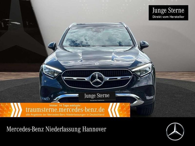Grau Gebraucht 2024 Mercedes GLC300e Avantgarde SUV | 55.490 € (Superpreis) - Bild 1/3
