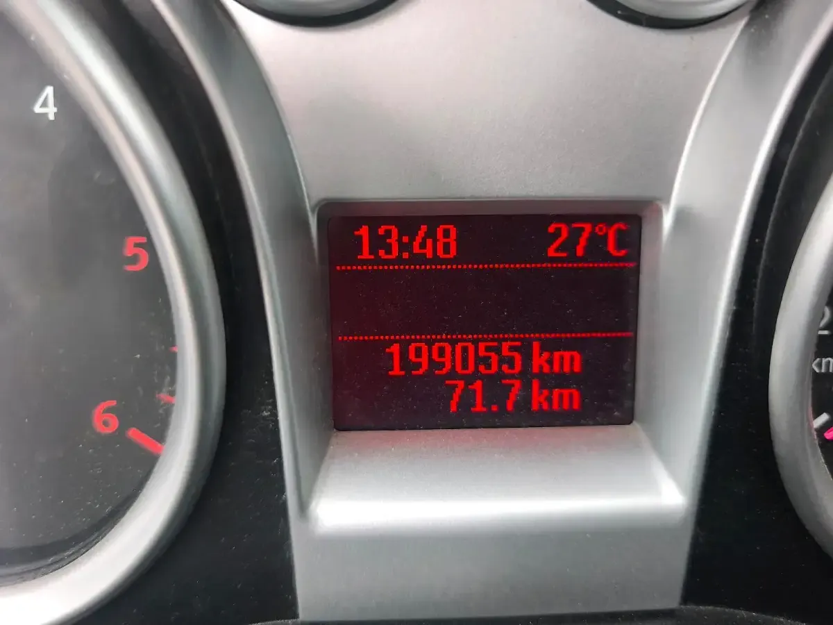 Gebraucht Ford Focus 109 PS (80 kW) 2010 Kombi