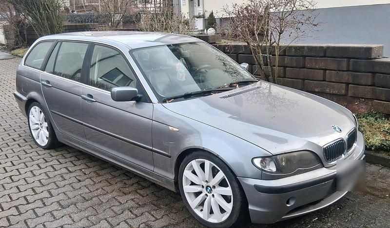 Gebraucht BMW 330 204 PS (150 kW) 2003 Grau Kombi
