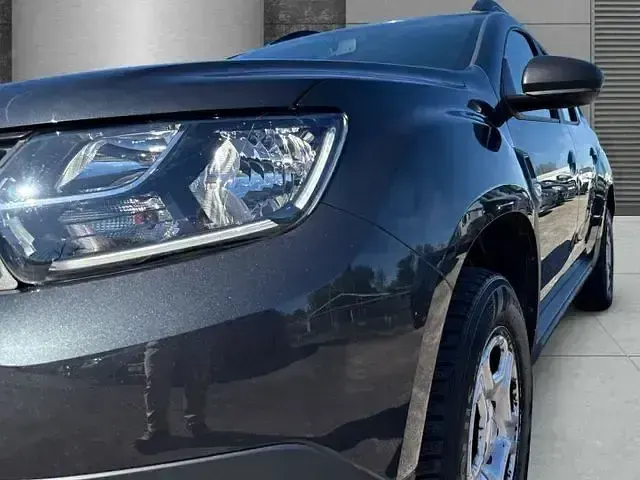 Gebraucht Dacia Duster Comfort 101 PS (74 kW) 2019 Grau SUV
