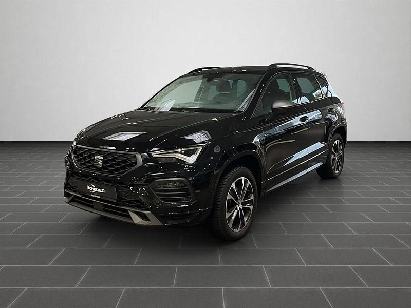 Schwarz (metallic) Gebraucht 2023 Seat Ateca SUV | 26.990 € (Fairer Preis) - Bild 1/1
