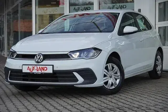 Gebraucht VW Polo Basis 80 PS (58 kW) 2022 Pure white Kleinwagen