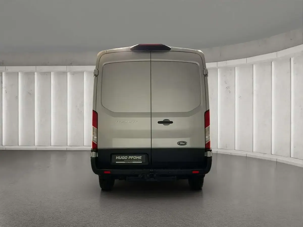 Gebraucht Ford Transit Trend 105 PS (77 kW) 2023 Moondust silver metallic Limousine