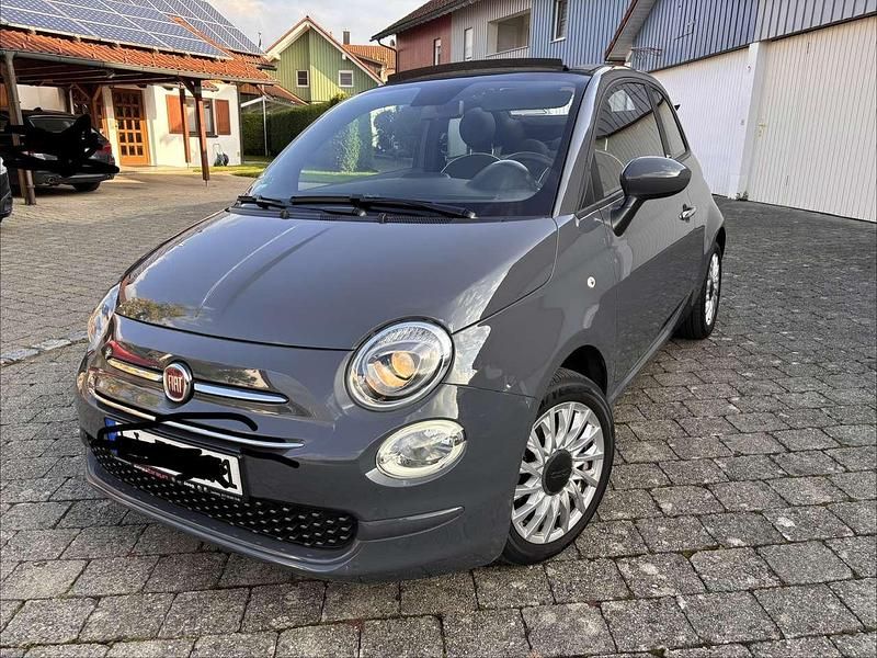 Grau Gebraucht 2020 Fiat 500 Lounge Cabrio | 12.490 € (Fairer Preis) - Bild 1/4