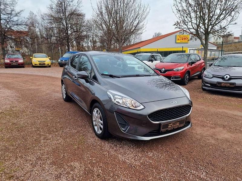 Gebraucht Ford Fiesta 101 PS (74 kW) 2019 Magneticgrau (metallic) Kleinwagen