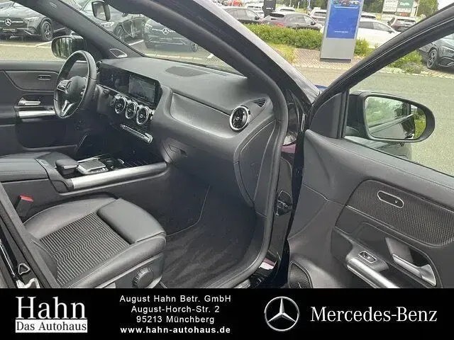 Gebraucht Mercedes GLA200 Progressive 163 PS (119 kW) 2021 Schwarz SUV