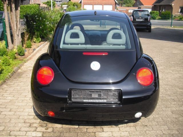 Gebraucht VW New Beetle 75 PS (55 kW) 2003 Schwarz Kleinwagen
