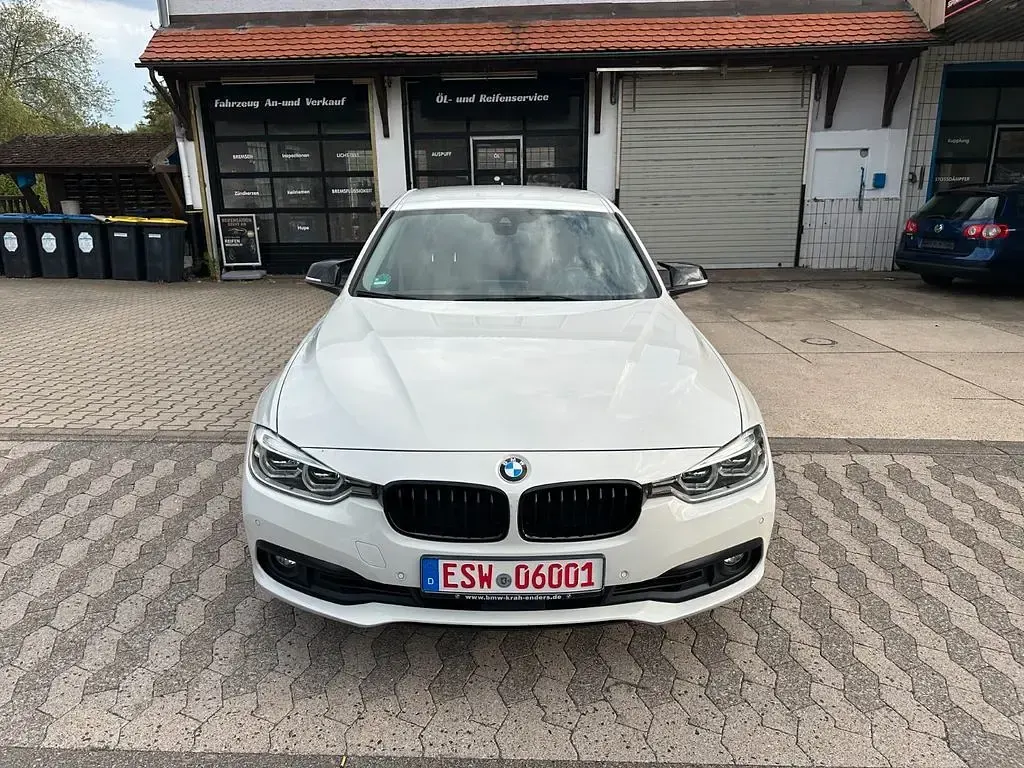 Gebraucht BMW 340 Advantage 326 PS (239 kW) 2017 Weiß Limousine