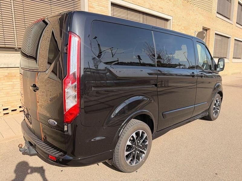 Gebraucht Ford Transit Custom Sport 185 PS (136 kW) 2021 Schwarz Van / Kleinbus