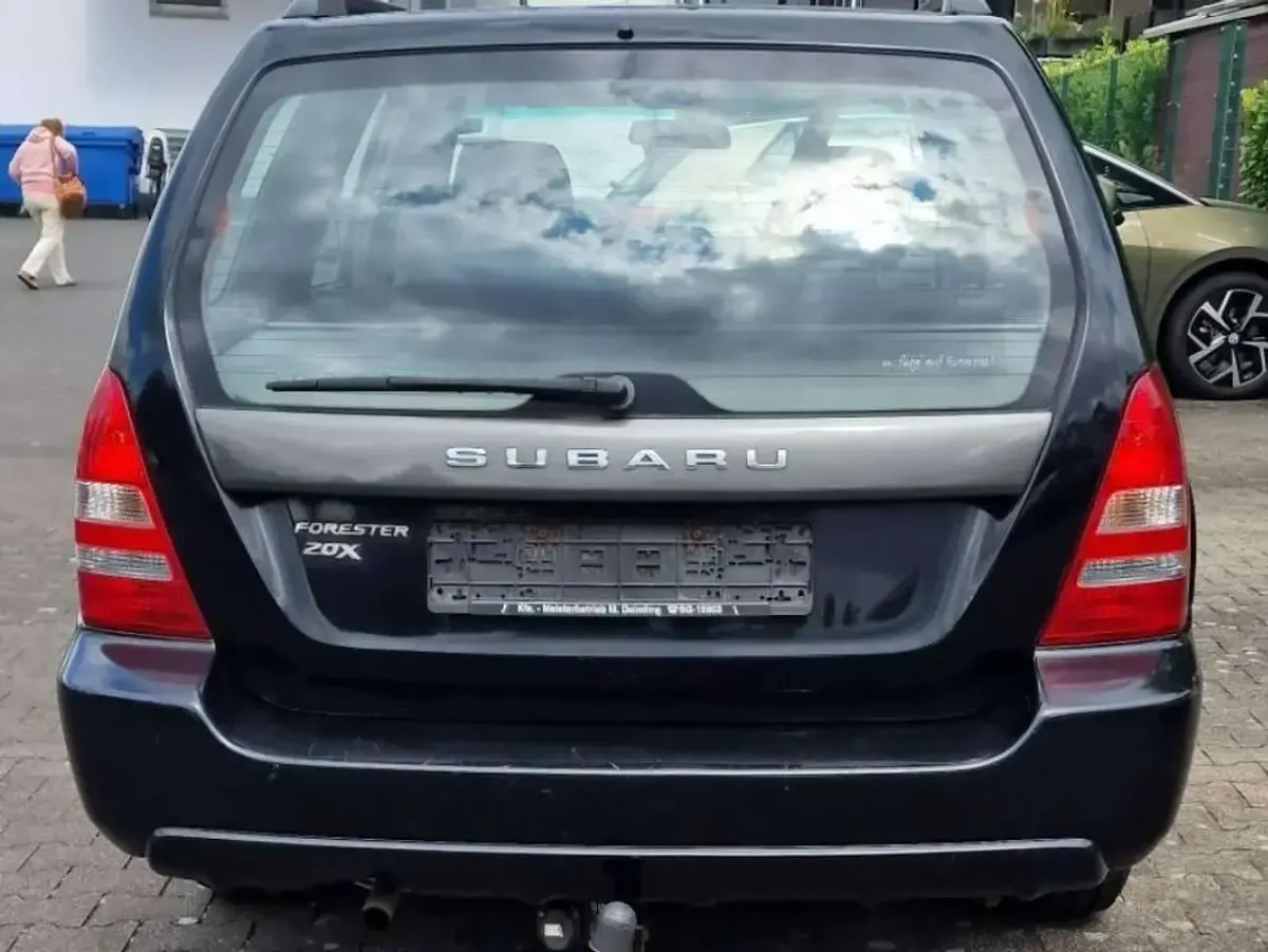 Gebraucht Subaru Forester 125 PS (91 kW) 2004 Schwarz SUV