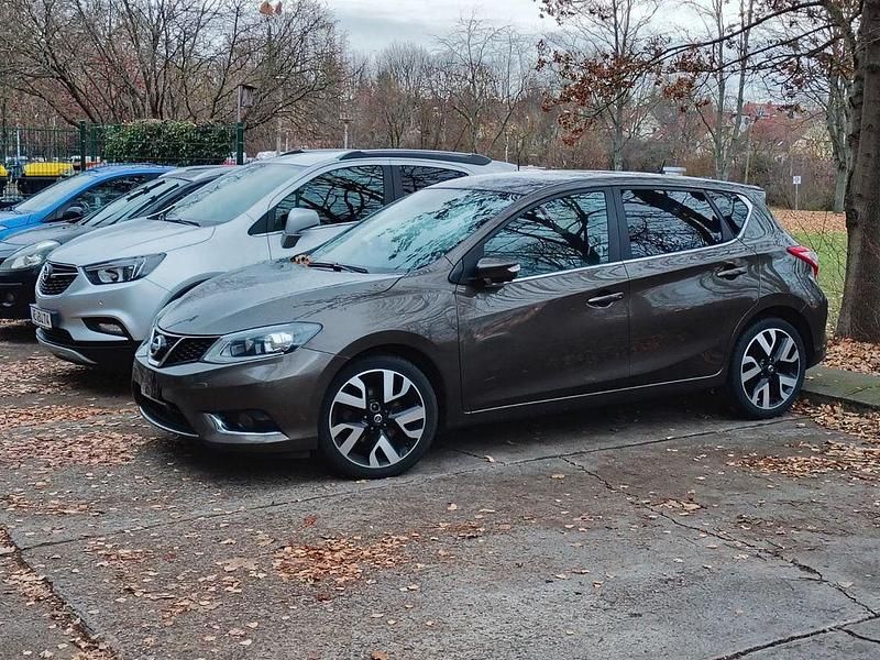 Gebraucht Nissan Pulsar Tekna 190 PS (139 kW) 2018 Braun Kleinwagen