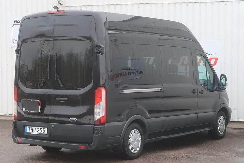 Second-hand Ford Transit 131 CP (96 kW) 2018 Negru Break