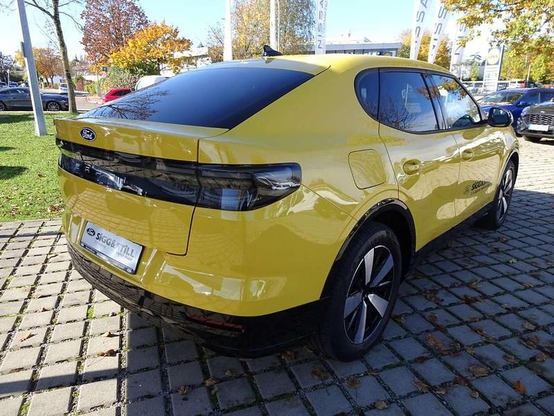 Nowe Ford Capri Extended Range 210 kW (286 KM) 2026 Żółty SUV