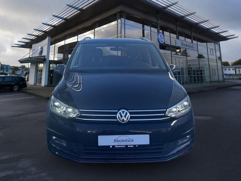 Gebraucht VW Touran Highline 150 PS (110 kW) 2017 Schwarz Van / Kleinbus