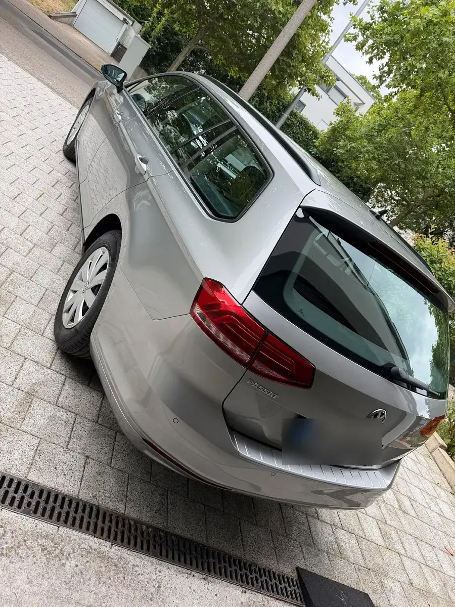 Gebraucht VW Passat 120 PS (88 kW) 2016 Kombi