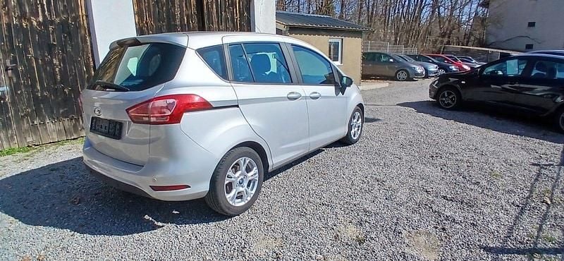 Gebraucht Ford B-MAX 125 PS (91 kW) 2017 Silber Van / Kleinbus