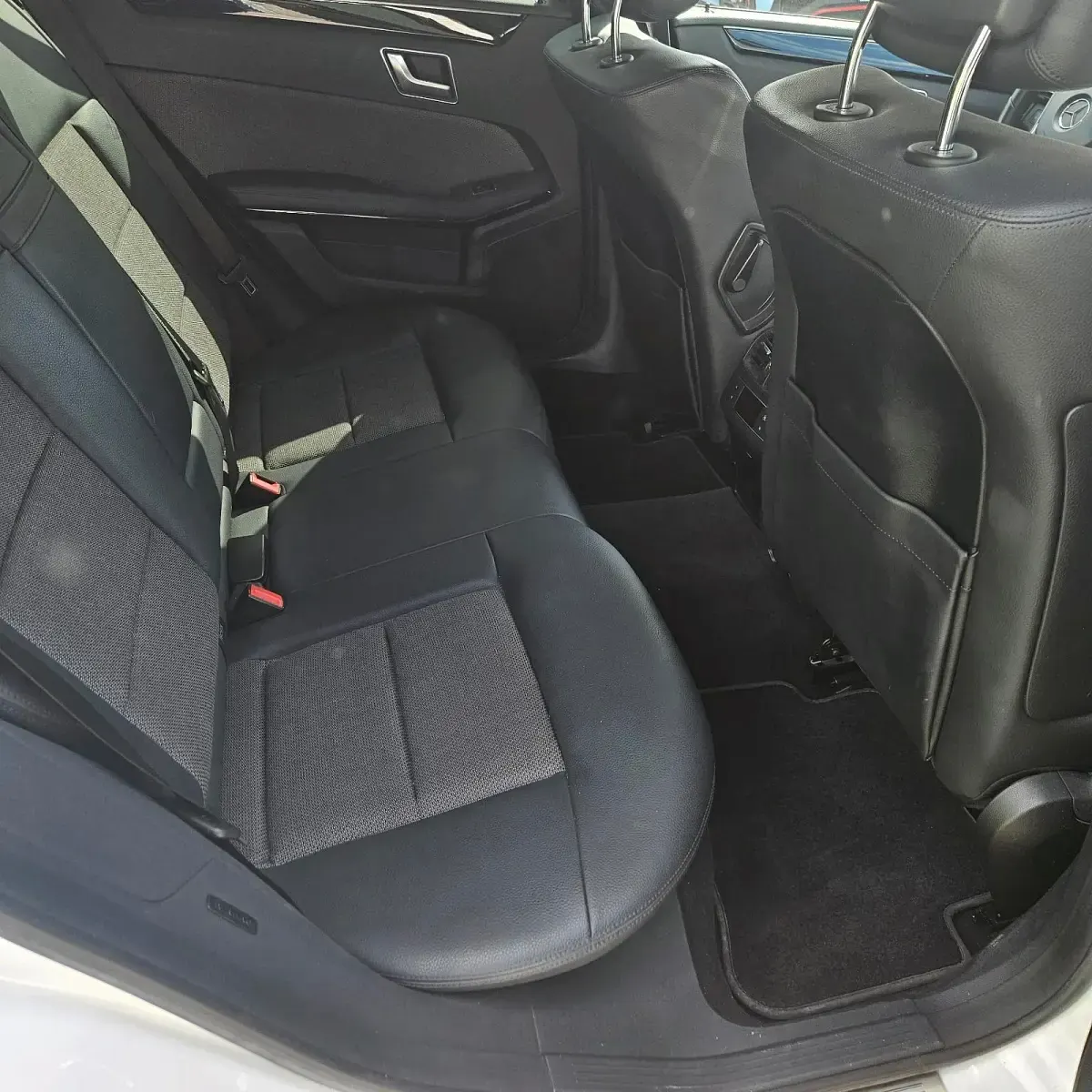 Gebraucht Mercedes E300 231 PS (169 kW) 2012 Weiß Kombi
