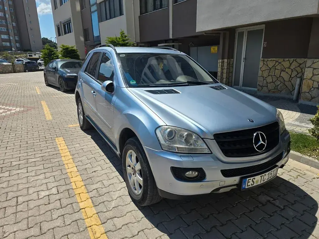 Gebraucht Mercedes ML280 190 PS (139 kW) 2008 Blau SUV