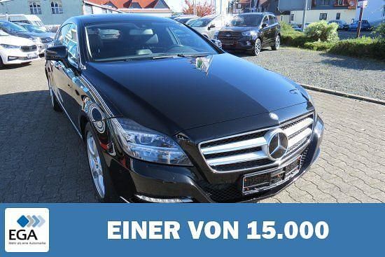 Schwarz metallic Gebraucht 2014 Mercedes CLS350 Shooting Brake Kombi | 26.680 € (Teuer) - Bild 1/4