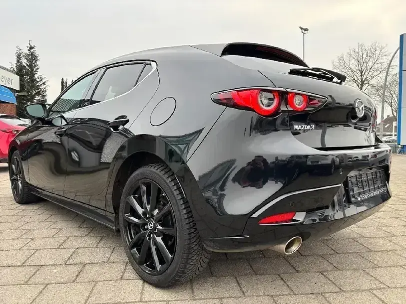 Gebraucht Mazda 3 Exclusive-Line 186 PS (136 kW) 2024 Jet black Limousine