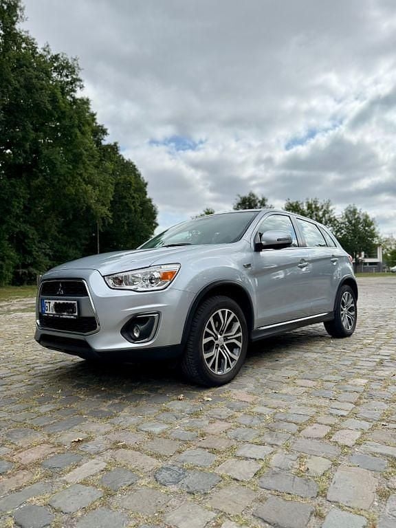 Grau Gebraucht 2016 Mitsubishi ASX SUV | 9.500 € (Guter Preis) - Bild 1/4