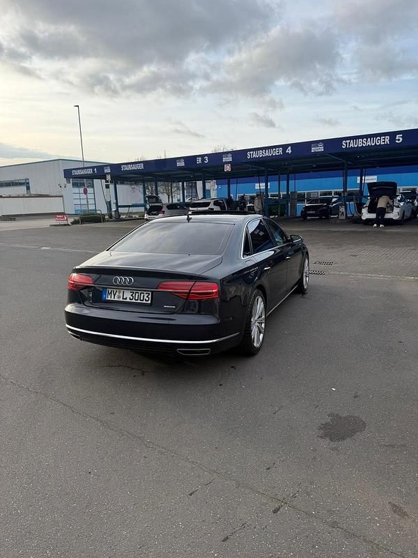 Gebraucht Audi A8L 258 PS (189 kW) 2015 Limousine