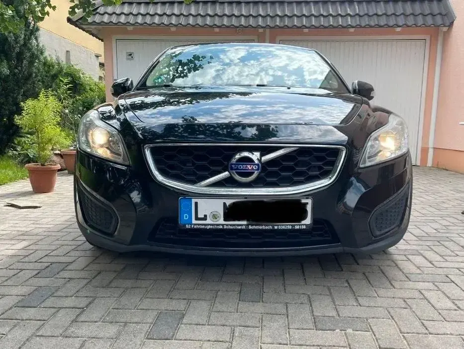 Gebraucht Volvo C30 Kinetic 145 PS (106 kW) 2012 Schwarz Kleinwagen
